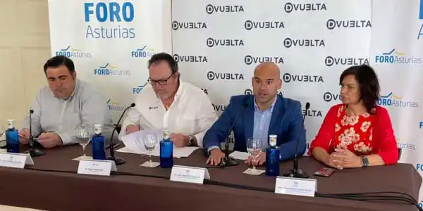 Pero Javaloyes y Foro Asturias frenan la ZBE de Gijón